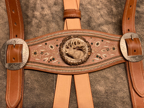 Handgefertigte Hosenträger mit Hirschhornrosette