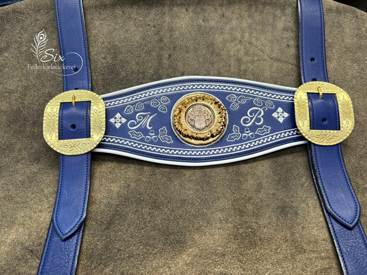 Handgefertigte Hosenträger mit Initialen & Hirschhornrosette
