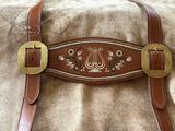 Handgefertigte Hosenträger mit Lyra & farbigem Blumenmotiv