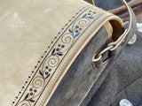 Dirndl Handtasche - kombiniert mit Hirschleder - Blumenmuster in Federkiel